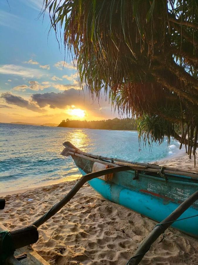 Kavidi Villa Home Stay Tangalle Buitenkant foto