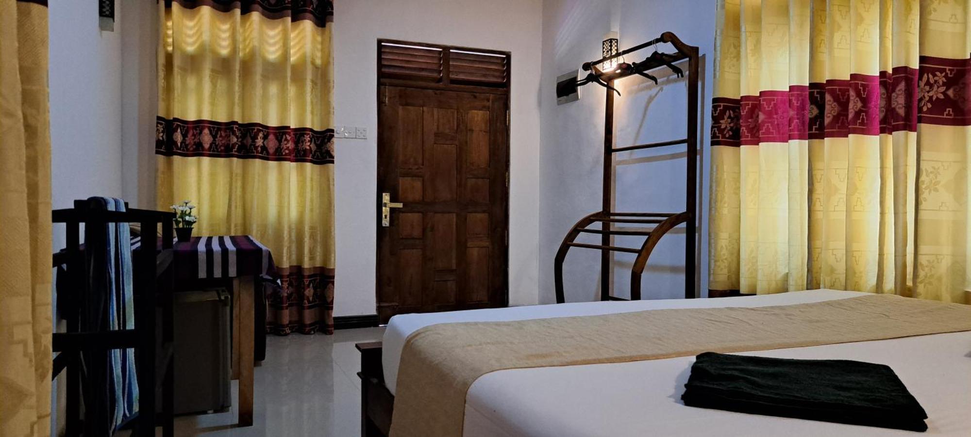 Kavidi Villa Home Stay Tangalle Buitenkant foto