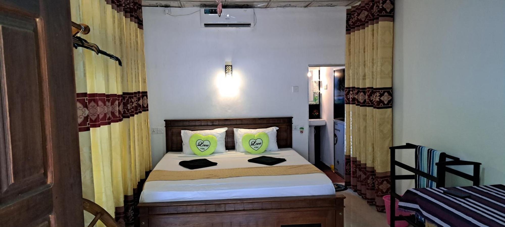 Kavidi Villa Home Stay Tangalle Kamer foto