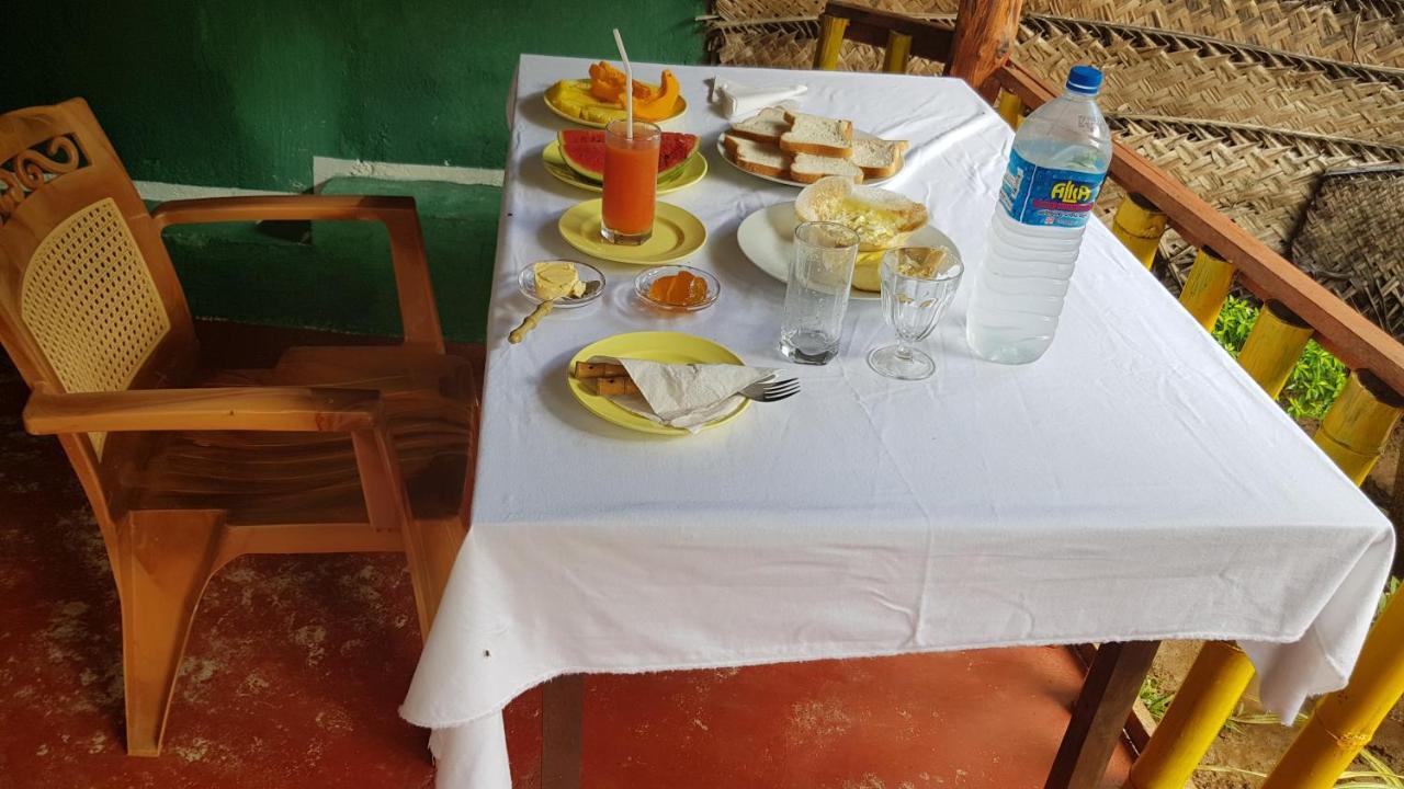 Kavidi Villa Home Stay Tangalle Buitenkant foto